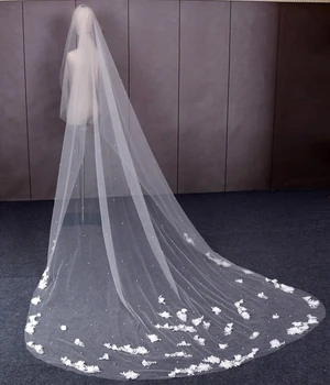 Svadbeni veo Luksuzna Dugo Vjenčanja Veo s 3D Aplikacija u obliku Cvijeta i Lišća Na Rubu Veu Nevjesta Мантилья Dužine do poda Vjenčanje Pribor